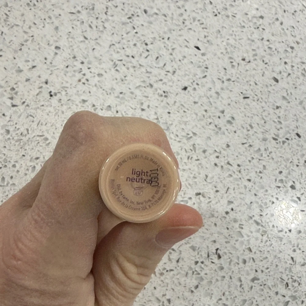 Tarte Shape Tape Concealer - light neutral